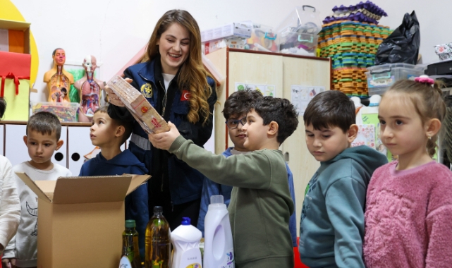 Buca'da minik yüreklerden büyük dayanışma