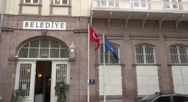 CHP'li Yücel'den bakanlığa soru önergesi: Bu taşınmazlar İzmirlinin tapulu malı!