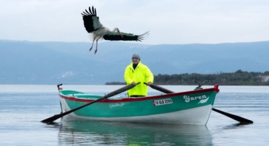 Gelenek bozulmadı: Yaren Leylek ile Adem Amca yeniden kavuştu!