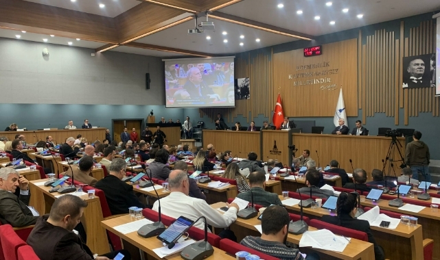 İzBB Meclisi'nde 'Akın Gürlek' gerginliği sürüyor!