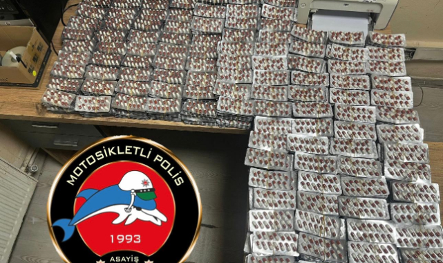 İzmir Emniyeti'nden uyuşturucuya darbe: 17 bin hap ele geçirildi!