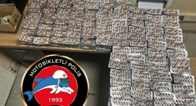 İzmir Emniyeti'nden uyuşturucuya darbe: 17 bin hap ele geçirildi!