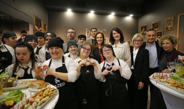 Karşıyaka’nın özel gençleri mutfakta hünerlerini sergiledi