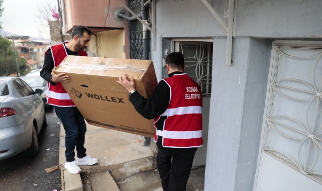 Konak’ta kimse yalnız değil: Tekerlekli sandalyesine Konak Belediyesi ile ulaştı