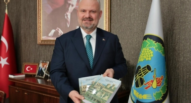 Menemen tarihi 2 cilt kitap oldu