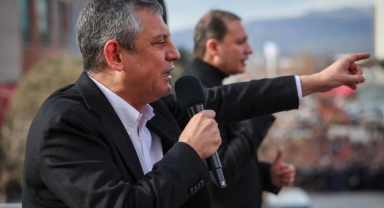 Özel'in sorusuna depremzede yurttaşlardan 'evet' yanıtı!