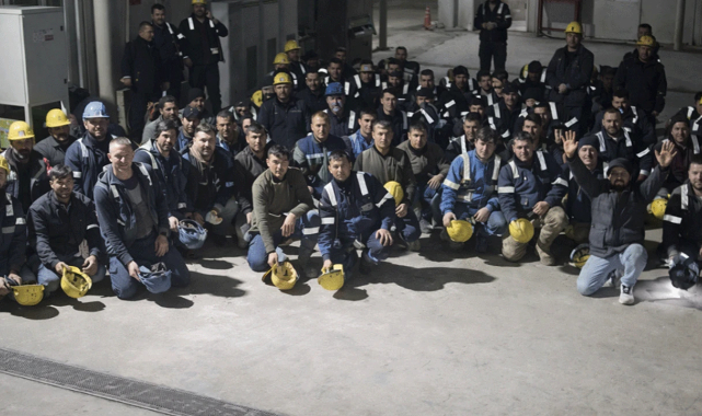 Ücretlerini alamayan maden işçileri üretimi durdurdu!