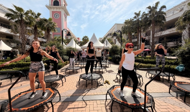 8 Mart’ta Karşıyaka’dan özgürlük çağrısı yükseldi