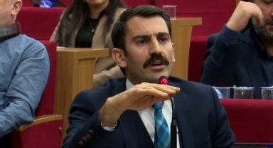 AK Partili Kişili'den körfez çıkışı: İzmir Körfezi öldü, dış körfez de yavaş yavaş...