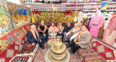 Başkan Tugay, Yörük ve Türkmenlerle çifte bayram coşkusunu paylaştı