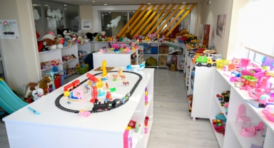 Bornova’da dayanışma ve paylaşmanın simgesi: Oyuncak Kütüphanesi