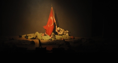 Çanakkale ruhu Karşıyaka’da sahneye taşındı