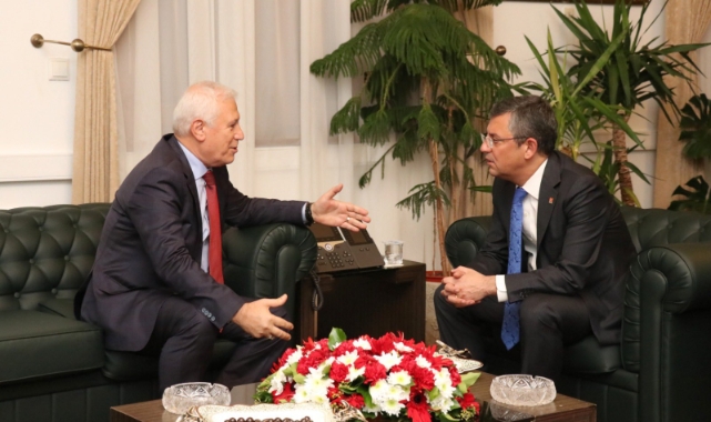 CHP'li Bozbey'in gözaltı sonrası Özgür Özel programını iptal etti!