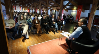 Geçilmez bir destanın izinde: Çanakkale'nin anlam ve bugünü Kent Belleği'nde konuşuldu