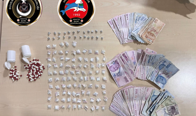 İzmir asayişinden 1 haftalık bilanço: 2 bin 620 adet uyuşturucu hap, 84 tutuklu!