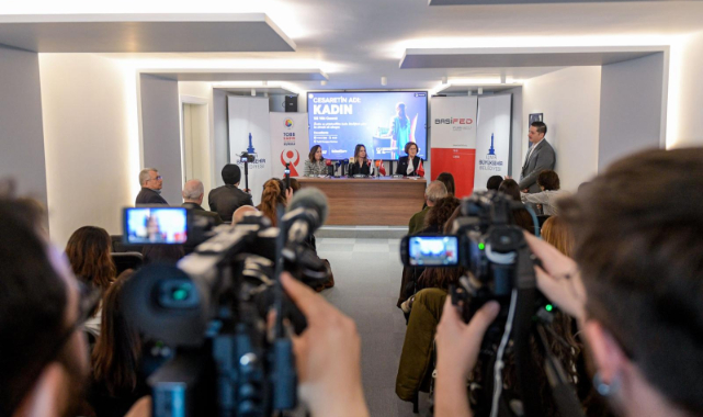 İzmir’de 'Cesaretin Adı: Kadın' zirvesi başlıyor