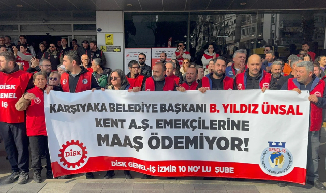 Karşıyaka'da ödeme krizi sürüyor: İşçiler belediye önünde bir araya geldi!