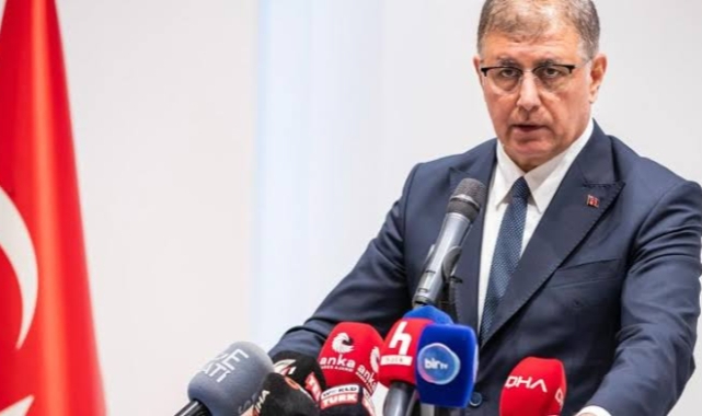 Karşıyaka'daki huzurevini örnek gösterip AK Partili vekillere sordu: Siz olmasaydınız...?