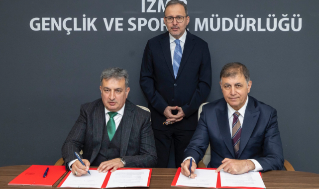 Karşıyaka Stadı için tarihi adım: İmzalar atıldı!