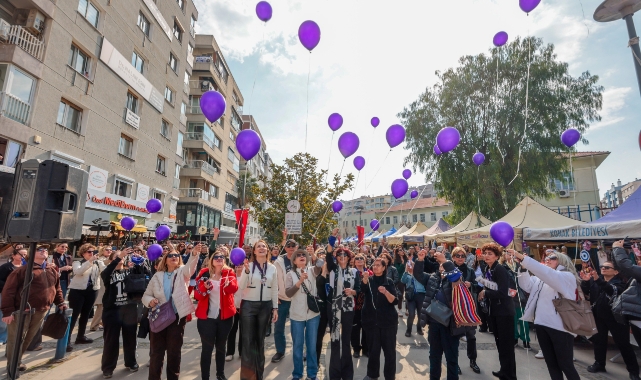 Konak’ta kadın emeği ve dayanışmasına festival gibi kutlama