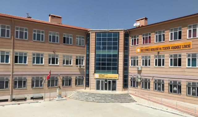 Öğretmenden Atatürk’e skandal sözler: Öğrenciler sessiz kalmadı!