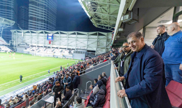 Tugay'dan 'Karşıyaka Stadı' için söz: İnşaatında çalışacağım, ilk golü atacağım!