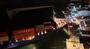 148 metrelik gemi yalıya metreler kala durdu!