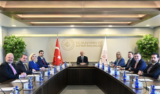 AK Parti İzmir heyetinden Ulaştırma Bakanlığı'na ziyaret