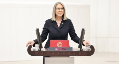 AK Partili Çankırı'dan Başkan Tugay'a sert çıkış: İzmir için kaybedilen 5 yıl...