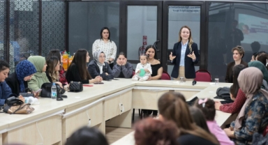 Anne Destek Programı mezunları sertifikalarını Başkan Mutlu’dan aldı