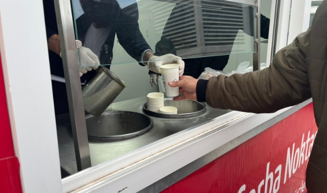 Başkan Eşki: “Öğrenciler ve emekçilerimizi sıcak çorbayla karşılıyoruz”