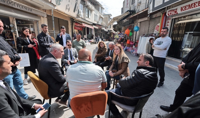 Başkan Mutlu’dan Kemeraltı mesaisi: Esnaftan ruhsat indirimine teşekkür