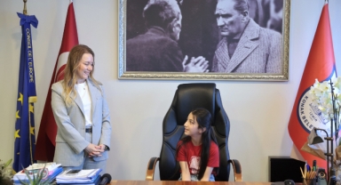 Başkan Mutlu makamını çocuklara devretti