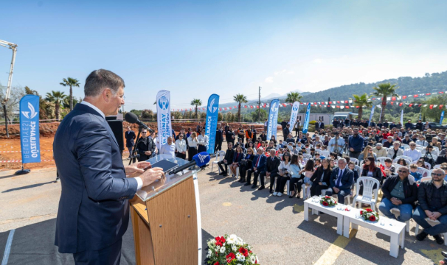 Başkan Tugay, Güzelbahçelilere seslendi: Her zaman yanınızdayım