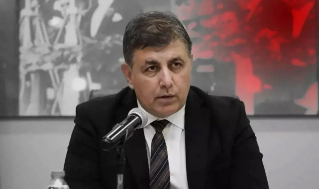 Başkan Tugay: “Resmen bizi ezmeye çalışıyorlar”