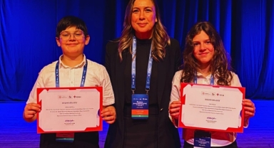 Bilim Yarışmasında Çifte Başarı