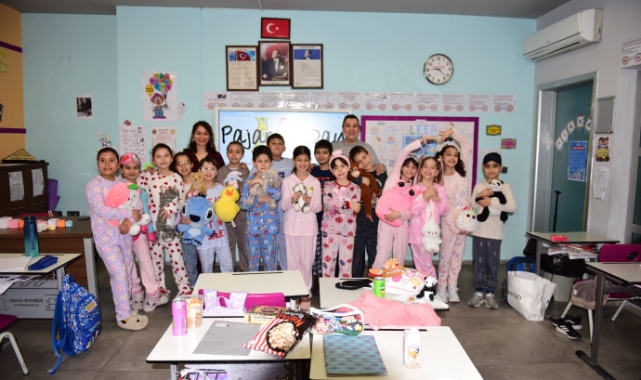 Bugün üniformalar pijama!