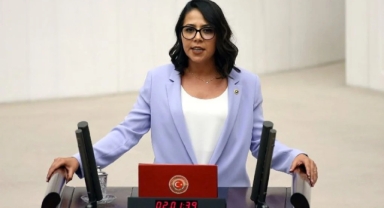 CHP'li Sertel'den TİP'li Kadıgil'e: İhanet edenlerle işim olmaz!