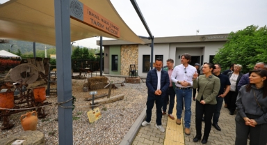 CHP'li Solakoğlu, Efes Selçuk'ta: Tarımda Köy Enstitüsü modelini yeniden kuracağız