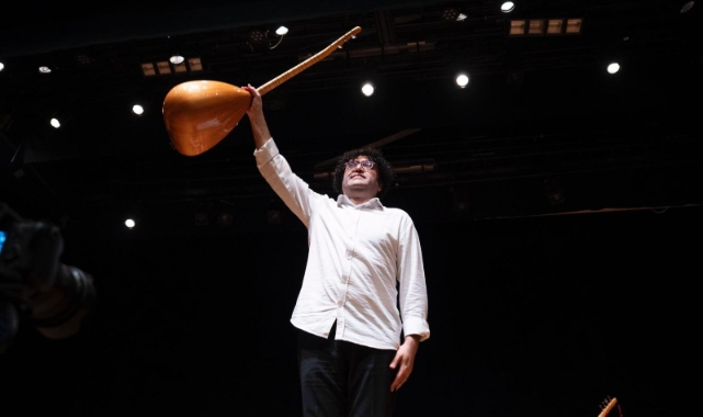 Erdem Şimşek’ten İzmir’de “Saznâme” konseri!