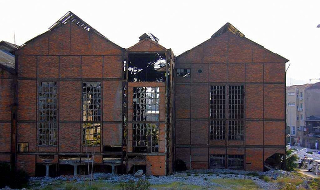 HKP'den 'Elektrik Fabrikası' çıkışı: Parababalarının lüks projelerine meze yapıyorlar!