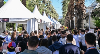 İZKİTAP öğrencilerin buluşma noktası oldu