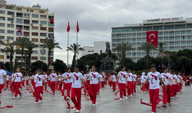 İzmir’de 23 Nisan coşkusu!
