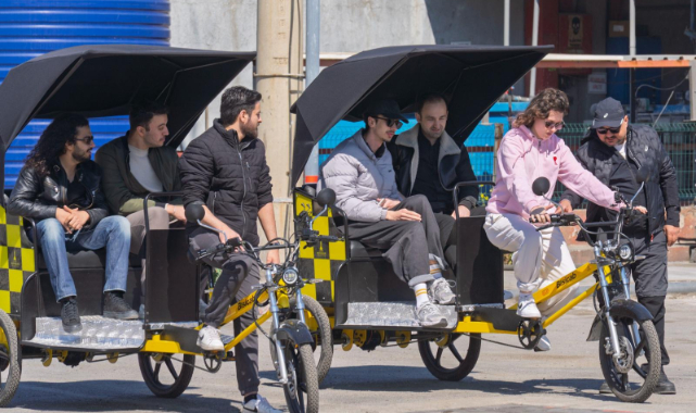 İzmir'de Bisicab dönemi başlıyor