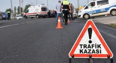 İzmir'de zincirleme kaza: 1’i ağır 4 yaralı