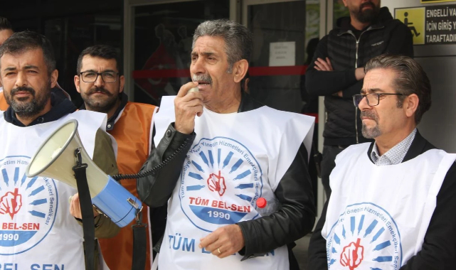 İzmirli iki belediyede memurlar eyleme çıktı!