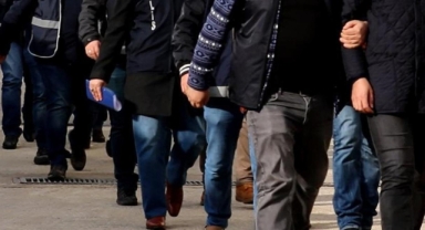 Karabağlar'da yangın çıkan evde uyuşturucu bulundu!