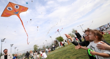 Karşıyaka’da 23 Nisan coşkusu Sancaklı’dan başladı!