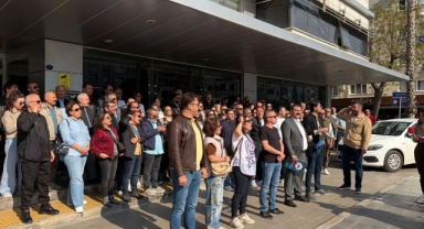 Karşıyaka'da memurlar iş bıraktı: 'Kasada para yok' yalanına sarılmasınlar!