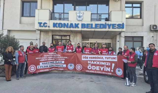 Konak Belediyesi önünde işçi eylemi: Alın teri üzerinden tasarruf yapılmaz!